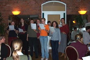 if-Chor beim Abschlussfest 2003